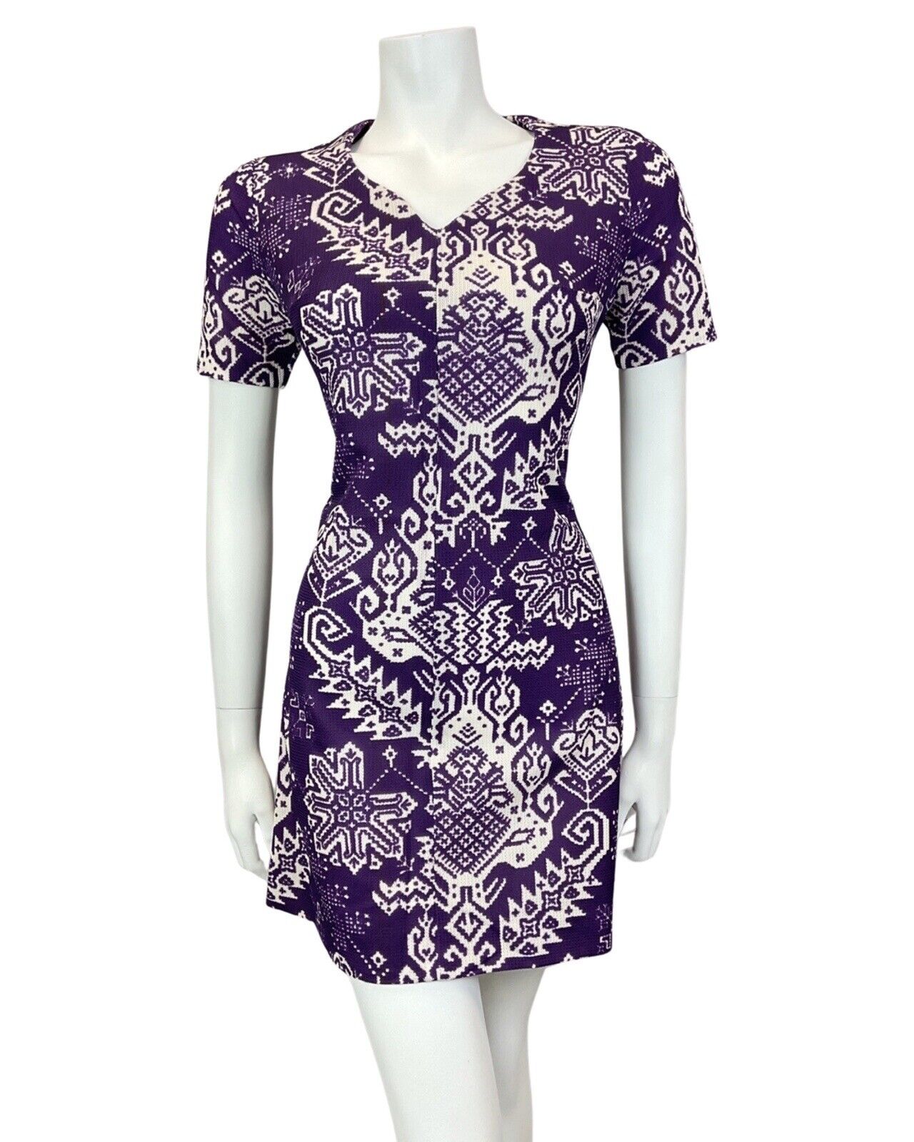 VINTAGE 60s 70s VIOLET PURPLE WHITE AZTEC GEOMETRIC MOD SHORT DRESS 10 12