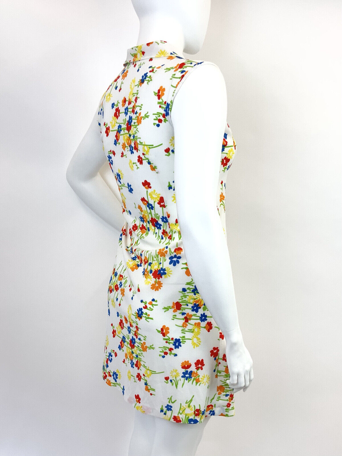 VINTAGE 60s 70s WHITE RED BLUE GREEN FLORAL MOD SLEEVELESS DAGGER SHIRT DRESS 16