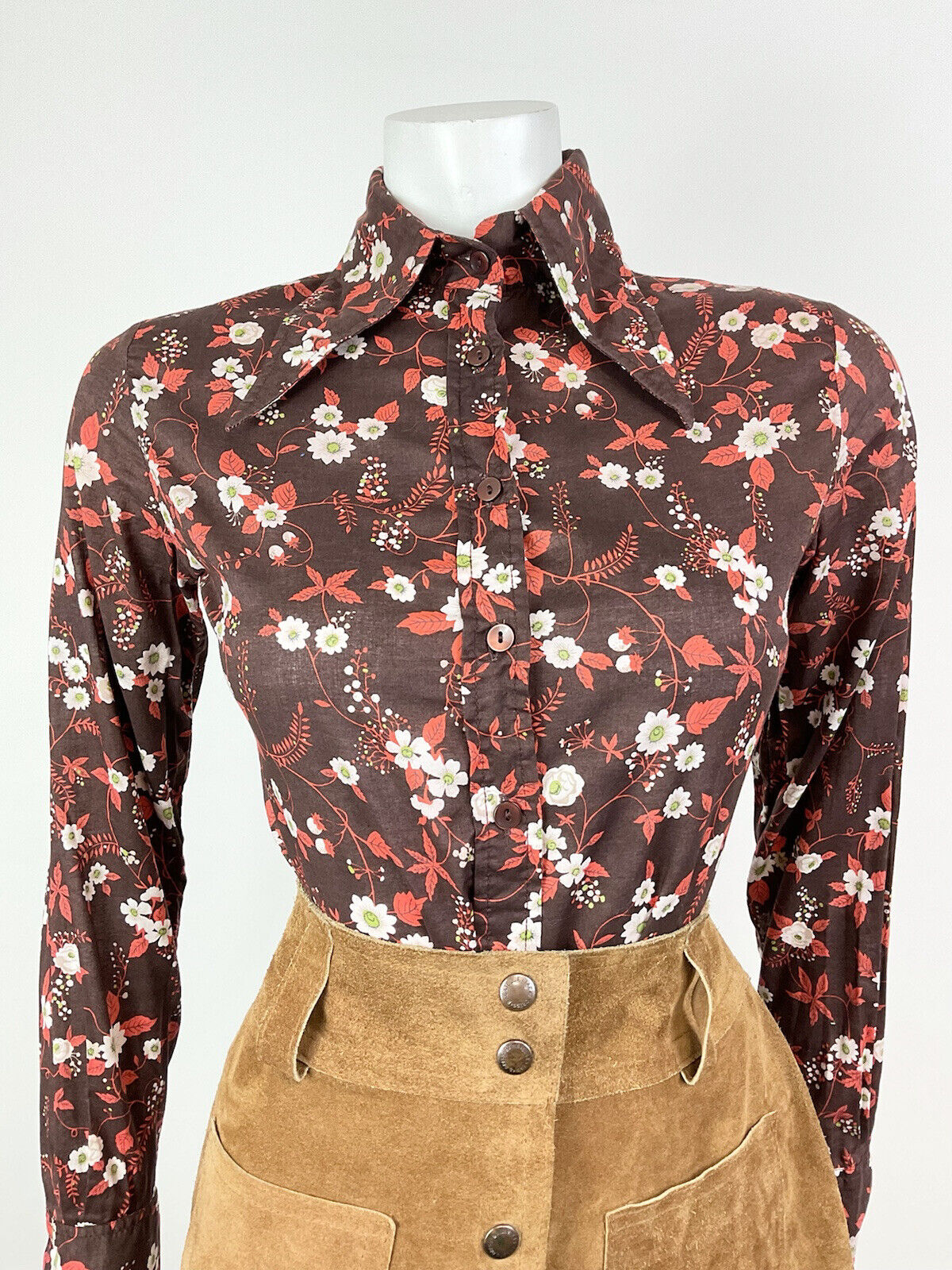 VTG 60s 70s BROWN WHITE ORANGE BOTANICAL FLORAL LEAFY BERRY DAGGER SHIRT 8 10