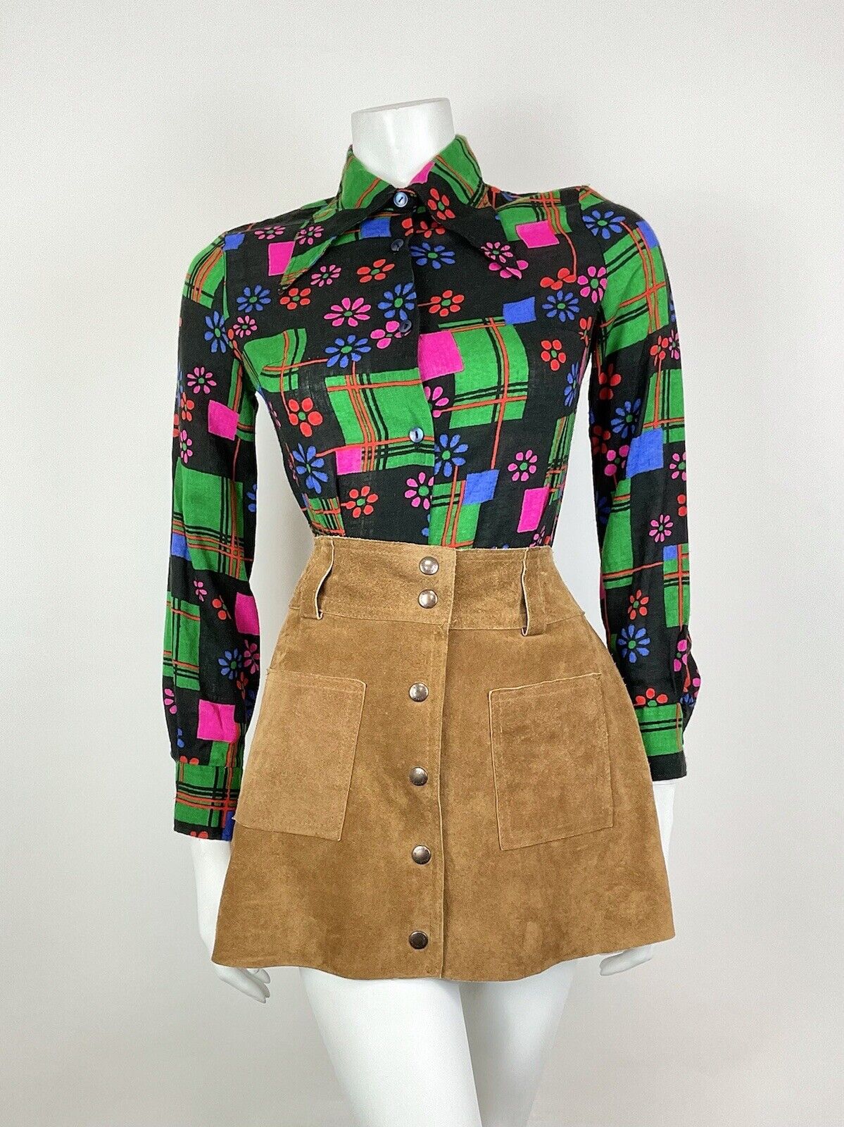 VTG 60s 70s BLACK GREEN PINK BLUE GEOMETRIC DAISY FLOWER MOD DAGGER SHIRT 8