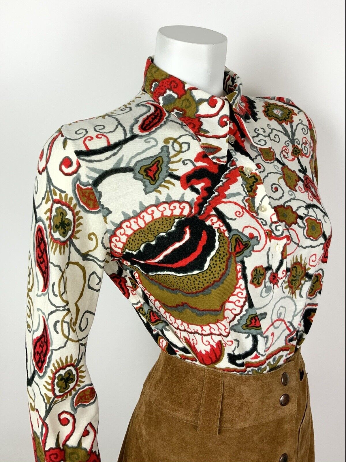 VINTAGE 60s 70s WHITE GOLD RED BLACK PSYCHEDELIC FLORAL DOG-EAR COLLAR BLOUSE 12