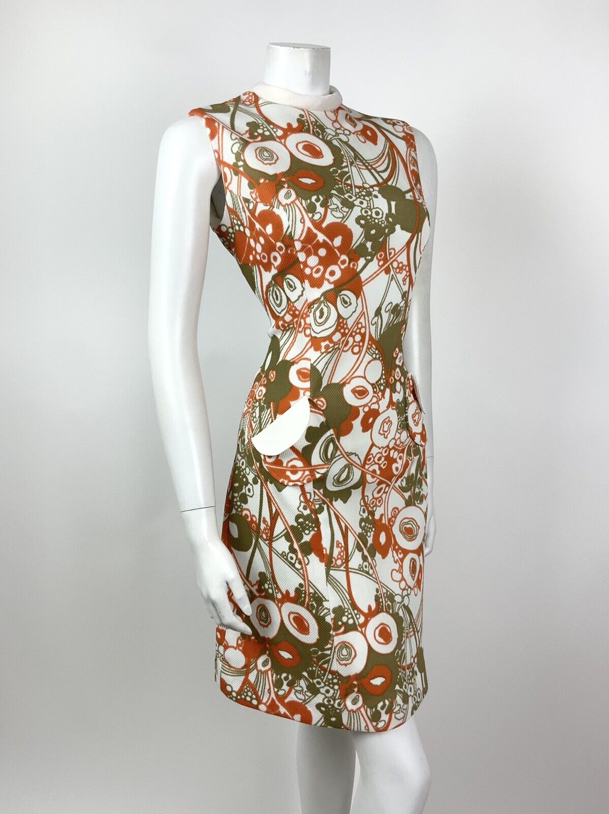 VINTAGE 60s 70s WHITE ORANGE GREEN FLORAL PSYCHEDELIC SLEEVELESS MOD DRESS 12 14