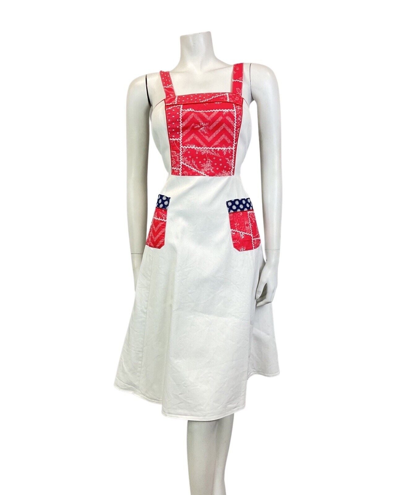 VINTAGE 70s WHITE RED BLUE FLORAL FOLK PRAIRIE PATCHWORK SUMMER SUN-DRESS 4 6