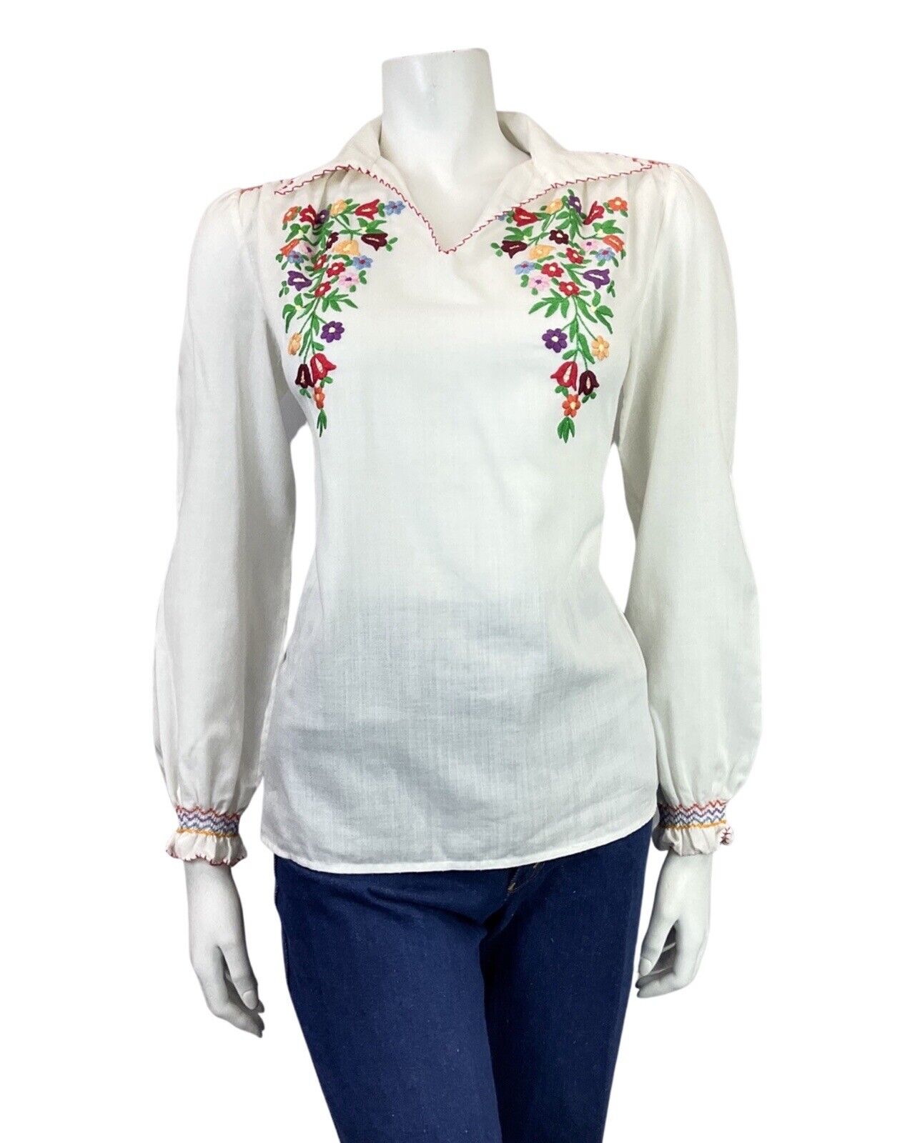 VINTAGE 60s 70s WHITE RED GREEN FLORAL VINE WING COLLAR BOHO BLOUSE 10 12