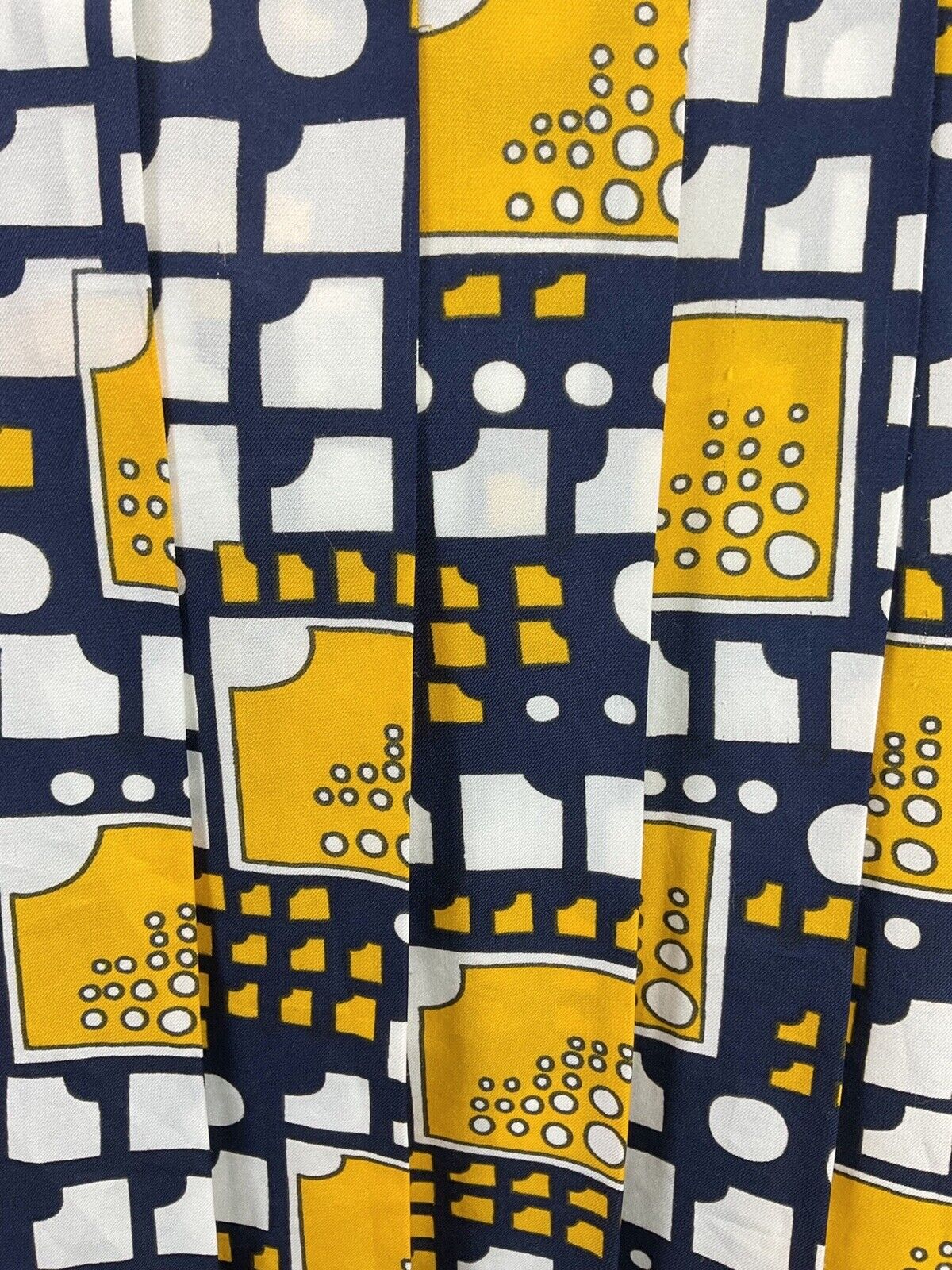 VINTAGE 60s 70s NAVY BLUE WHITE YELLOW GEOMETRIC MOD PLEATED DAGGER DRESS 16