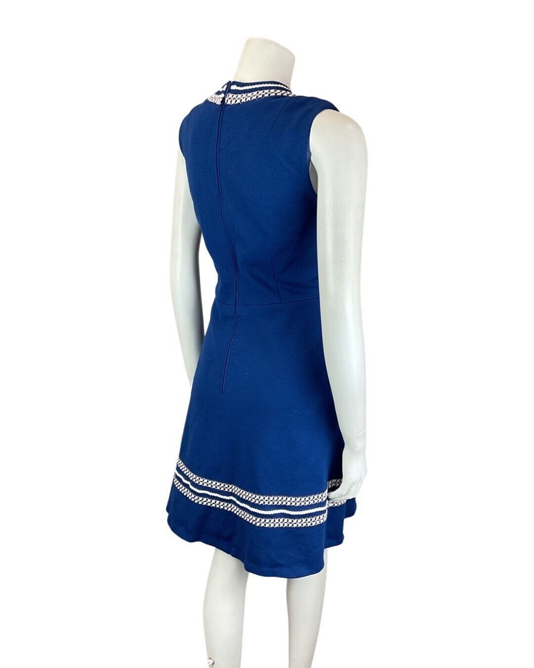 VINTAGE 60s 70s BRIGHT BLUE WHITE EMBROIDERED MOD SLEEVELESS WOOL DRESS 8