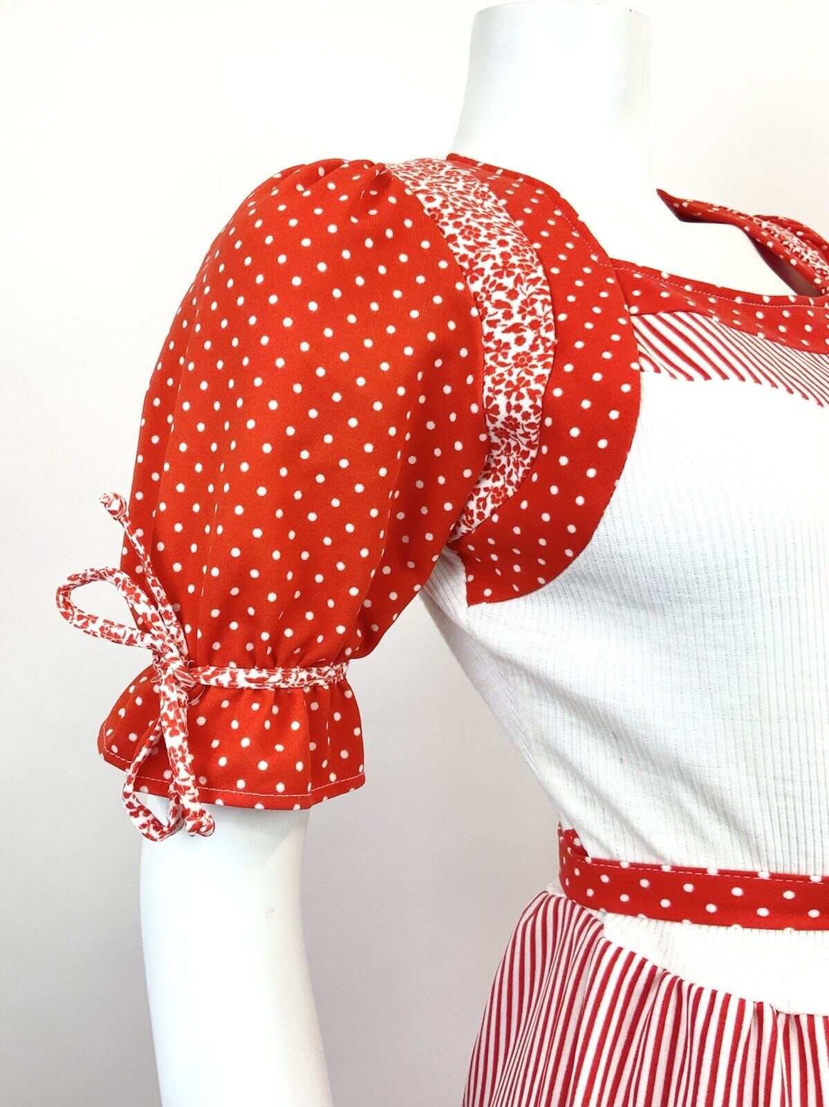 VTG 60s 70s RED WHITE STRIPE DOTTY FLORAL PRAIRIE FOLK PUFF SLEEVE DRESS 10 12