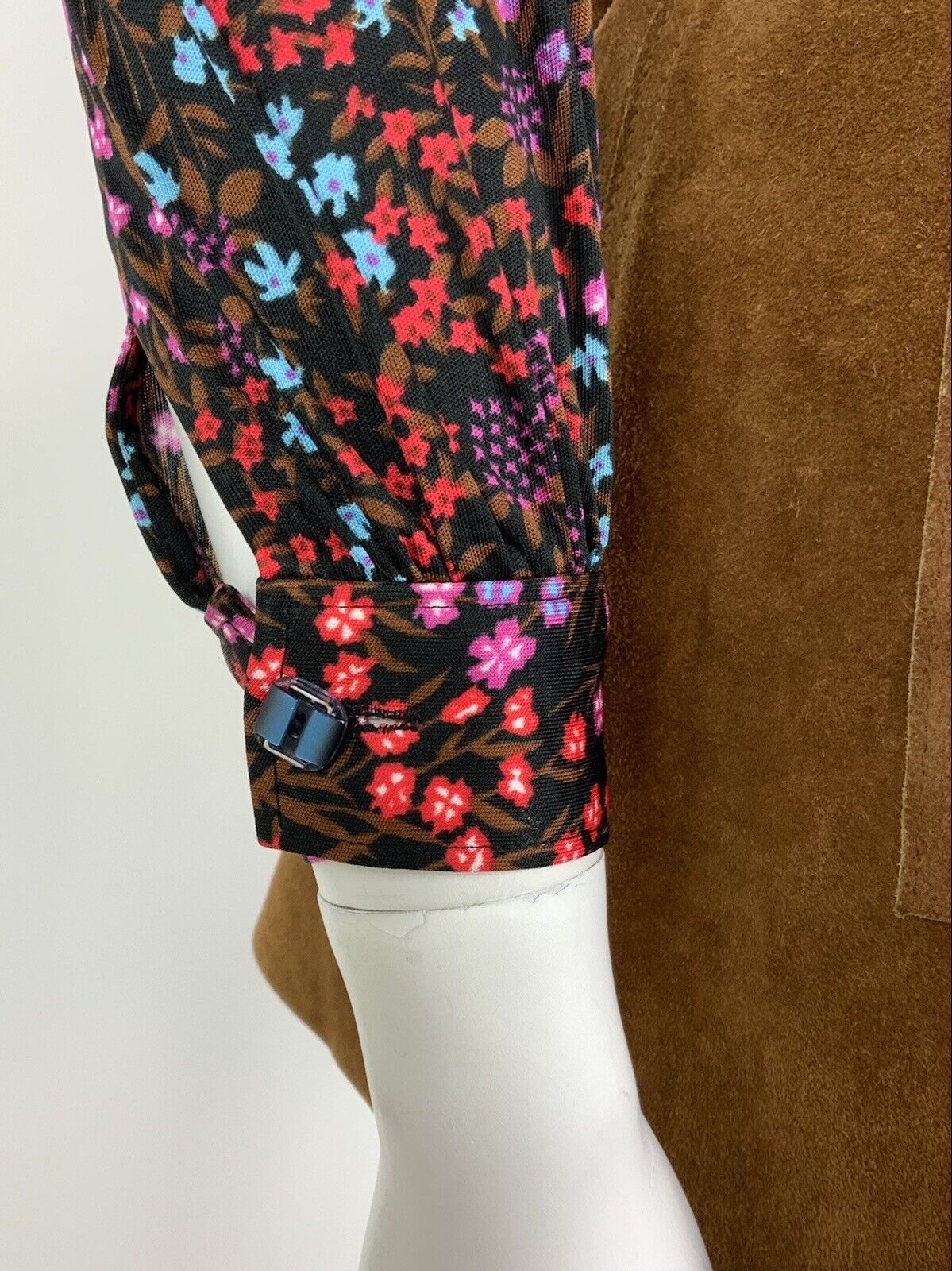 VINTAGE 60s 70s BLACK RED BLUE BROWN FLORAL DITSY DAGGER SHIRT BLOUSE 8 10