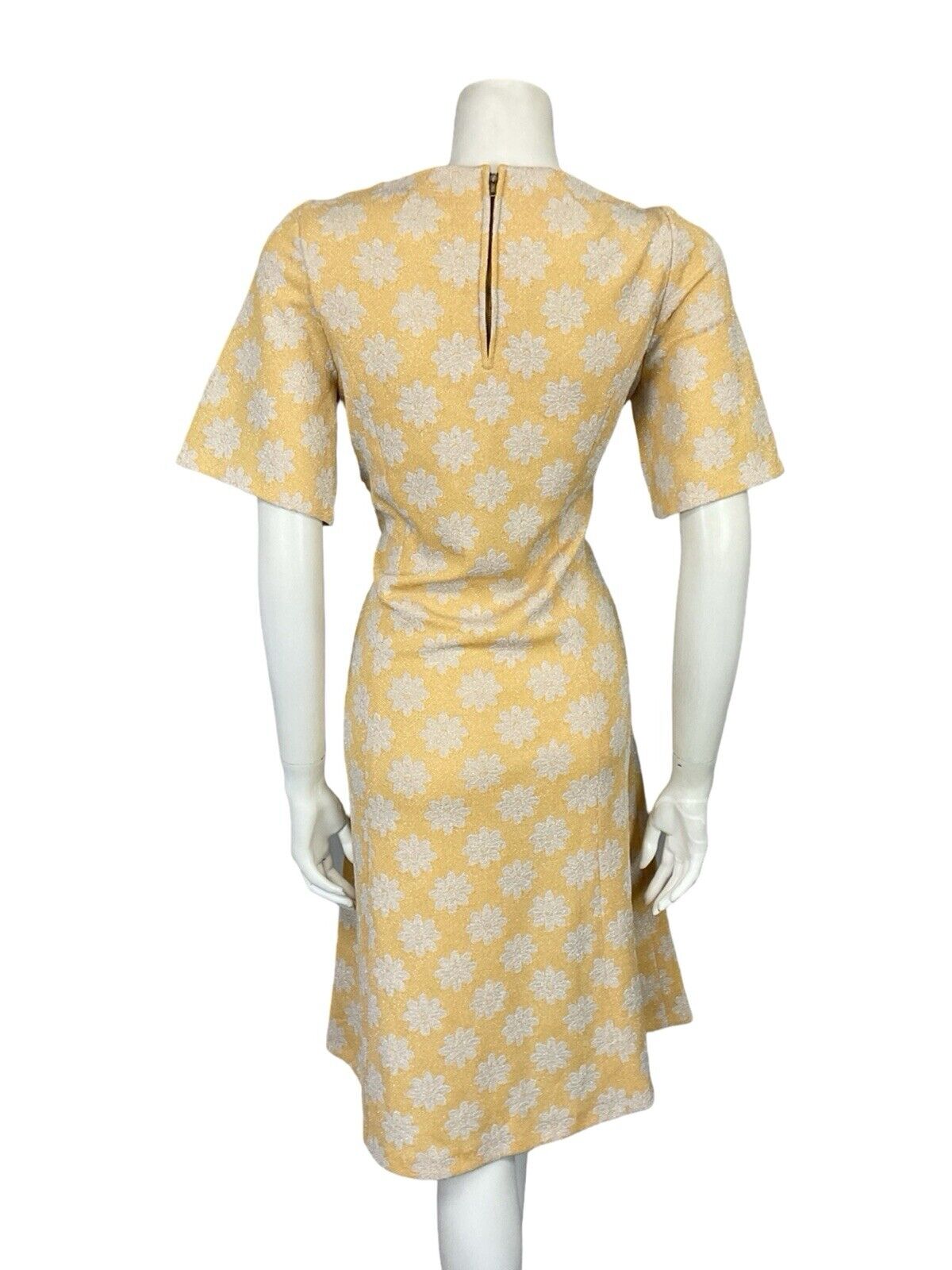 VTG 60S FLOWER POWER SILVER YELLOW GOLD FLARE SHORT SLEEVE PARTY MIDI DRESS 12