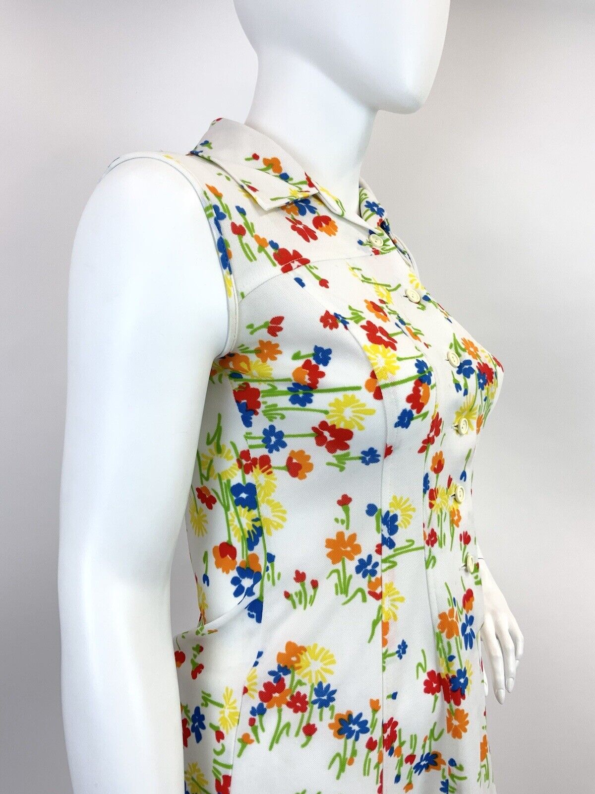 VINTAGE 60s 70s WHITE RED BLUE GREEN FLORAL MOD SLEEVELESS DAGGER SHIRT DRESS 16