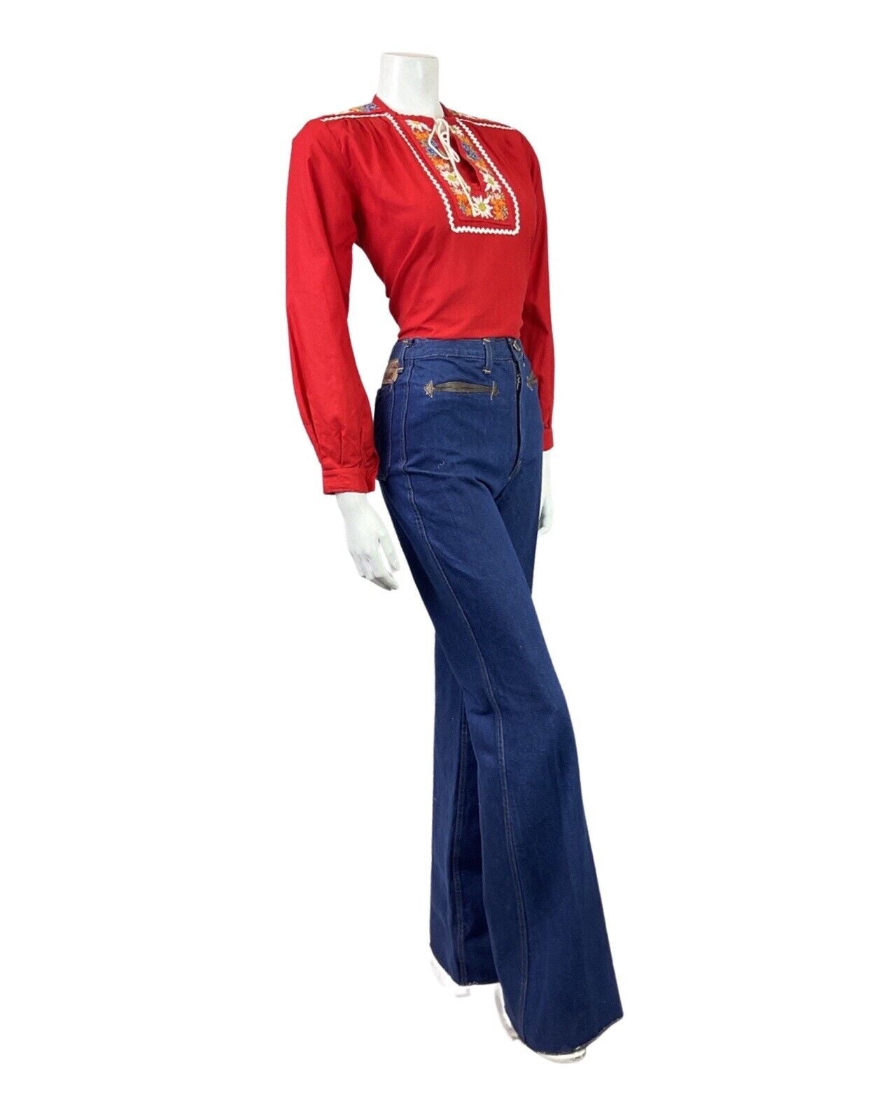 VINTAGE 60s 70s RED WHITE BLUE FLORAL EMBROIDERED RIC-RAC BOHO BLOUSE 12