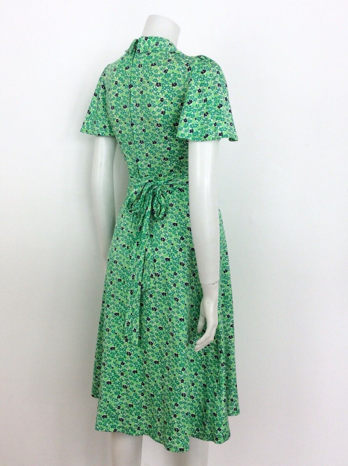 VINTAGE 60s 70s DITSY FLORAL DRESS FLUTTER SLEEVE GREEN BLUE WHITE 8 10