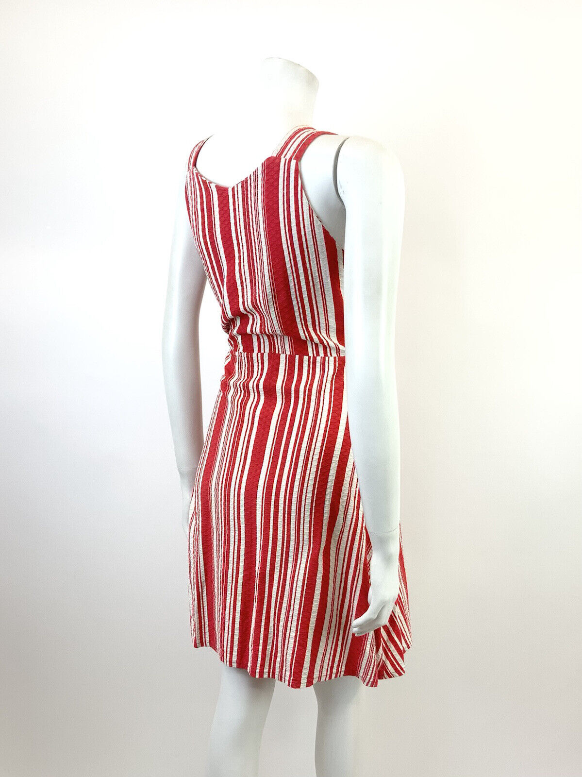 VINTAGE 60s 70s RED WHITE CANDY STRIPED SWEETHEART SLEEVELESS MOD SUN DRESS 8 10