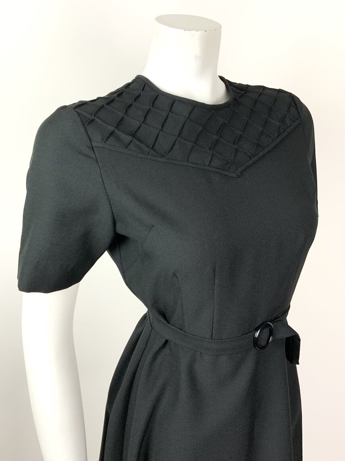 VINTAGE 60s 70s BLACK GRID CHECKED BELTED MOD SWING DRESS 10