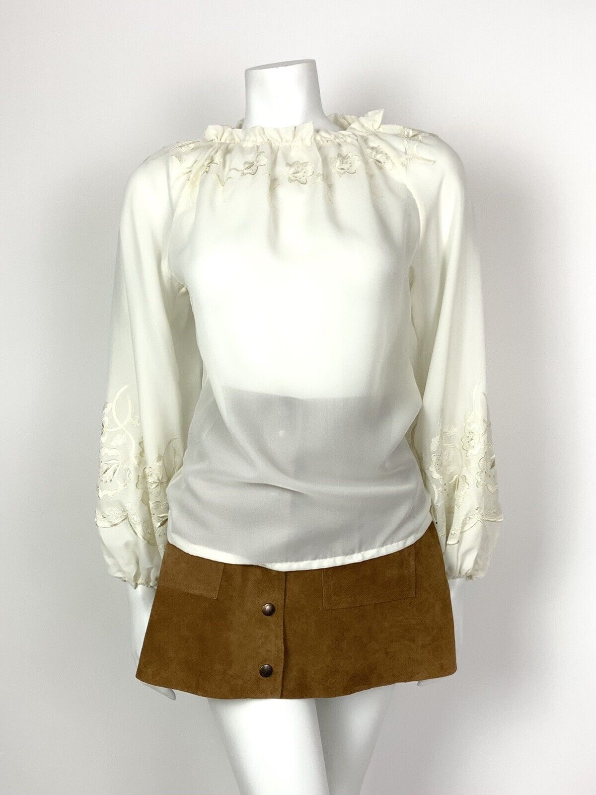 VTG 60s 70s CREAM EMBROIDERED FLORAL PUFF SLEEVE SHEER PEASANT BOHO TOP 8 10