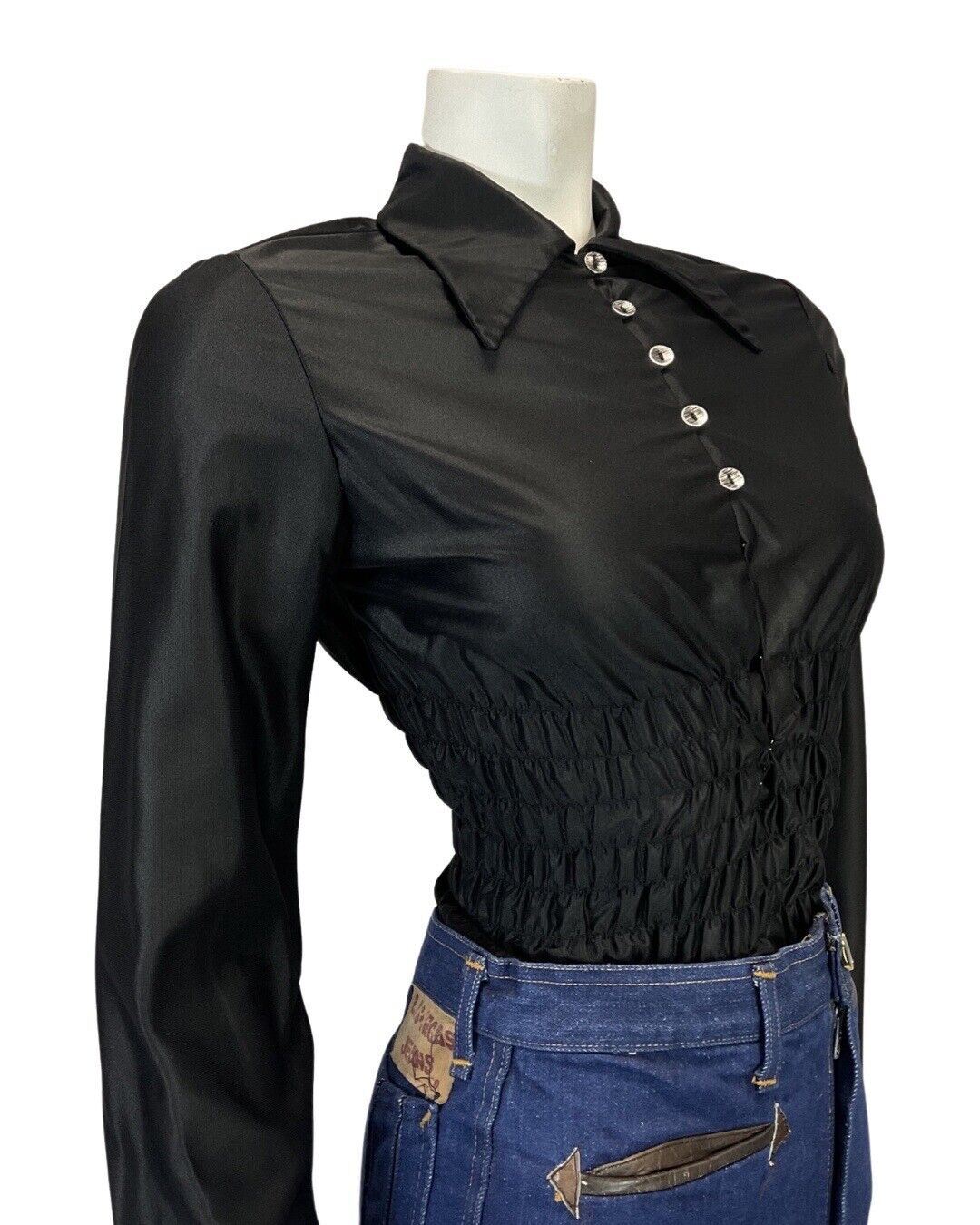 VINTAGE 60s 70s BLACK DAGGER COLLAR CROPPED SHIRRED MOD DISCO BLOUSE TOP 6