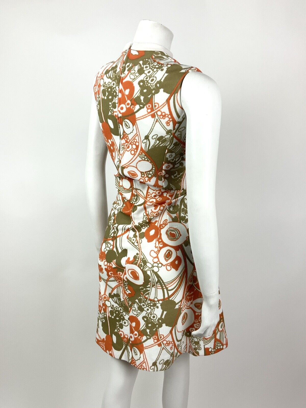 VINTAGE 60s 70s WHITE ORANGE GREEN FLORAL PSYCHEDELIC SLEEVELESS MOD DRESS 12 14