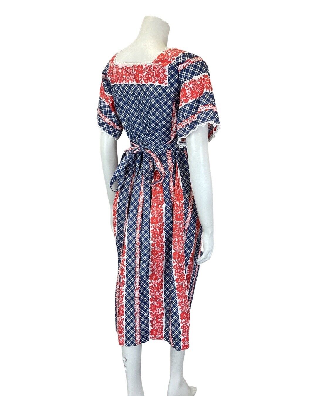 VINTAGE 60s 70s BLUE RED WHITE PLAID FLORAL PRAIRIE FOLK PLEATED FLARED DRESS 10
