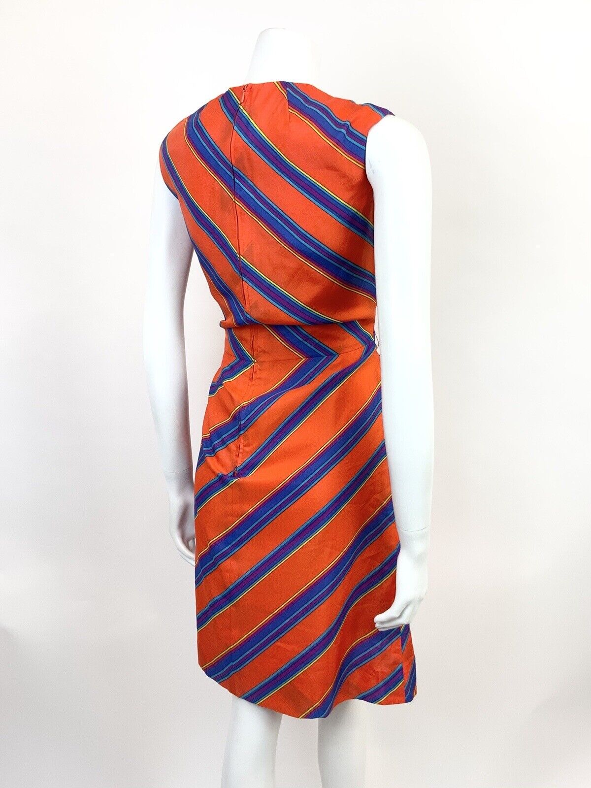 VINTAGE 60s 70s ORANGE BLUE PURPLE STRIPED GEOMETRIC SLEEVELESS MOD DRESS 10