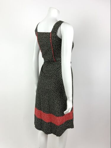 VTG 70s BLACK RED WHITE FLORAL DITSY FOLK PRAIRIE BOHO APRON PINAFORE DRESS 8