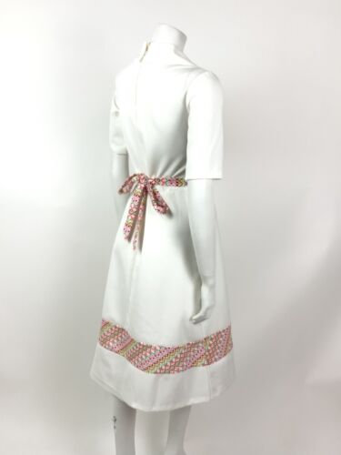 VTG 60s 70s WHITE PINK ORANGE GREEN GEOMETRIC MOD WING COLLAR SHIRT DRESS 10