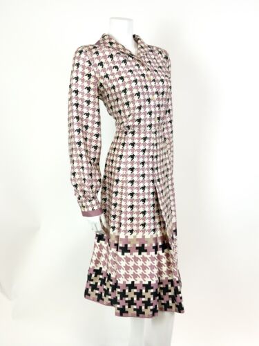 VTG 60s 70s WHITE PINK BLACK HOUNDSTOOTH MOD PLEATED DAGGER SHIRT DRESS 10 12