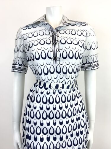 VTG 60s 70s WHITE NAVY BLUE TEARDROP MOD BELTED DAGGER COLLAR SHIRT DRESS 8 10