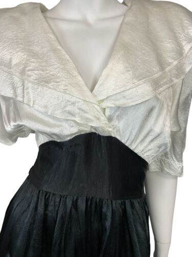 VTG 70S CHOON WHITE BLACK BATWING BERTHA COLLAR TIE WAIST EVENING PARTY DRESS 4