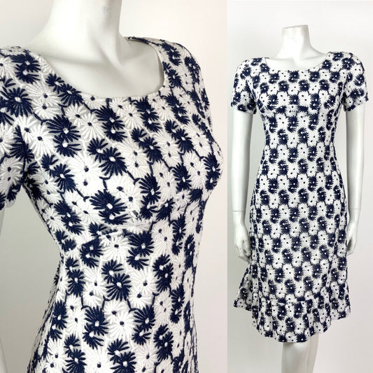 VINTAGE 60s 70s NAVY BLUE WHITE DAISY FLORAL EMBROIDERED MOD DRESS 10