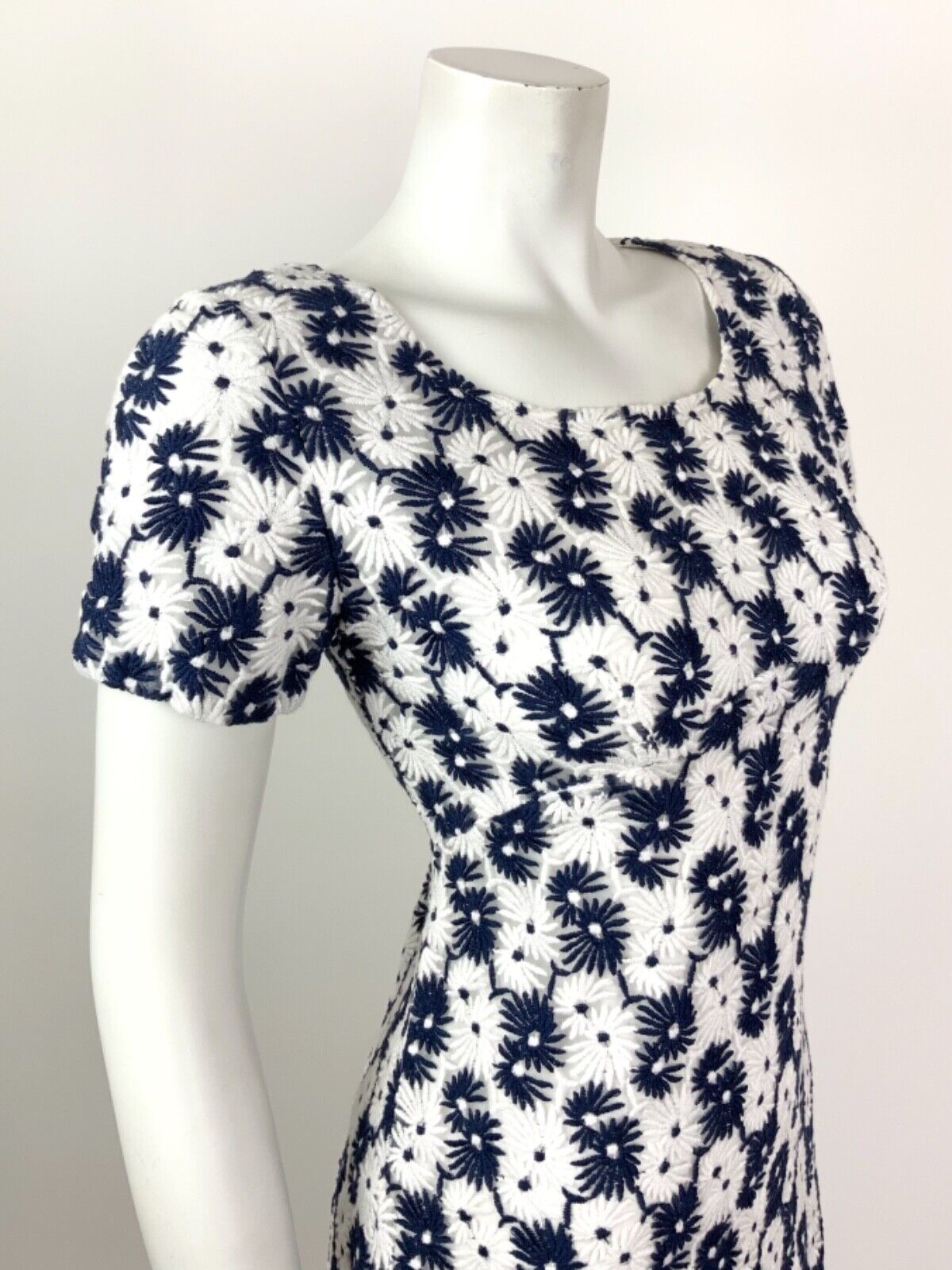 VINTAGE 60s 70s NAVY BLUE WHITE DAISY FLORAL EMBROIDERED MOD DRESS 10