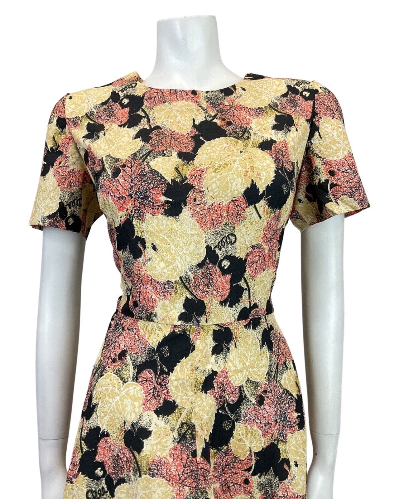 VINTAGE 60s 70s YELLOW BLACK RED AUTUMNAL LEAFY MOD SWING DRESS 14 16