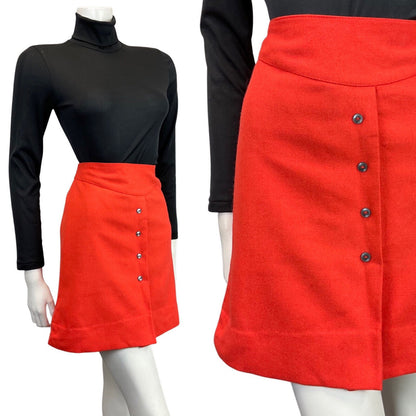 VINTAGE 60s 70s RED BLACK BUTTONED MOD A-LINE SHORT SKIRT 4 6