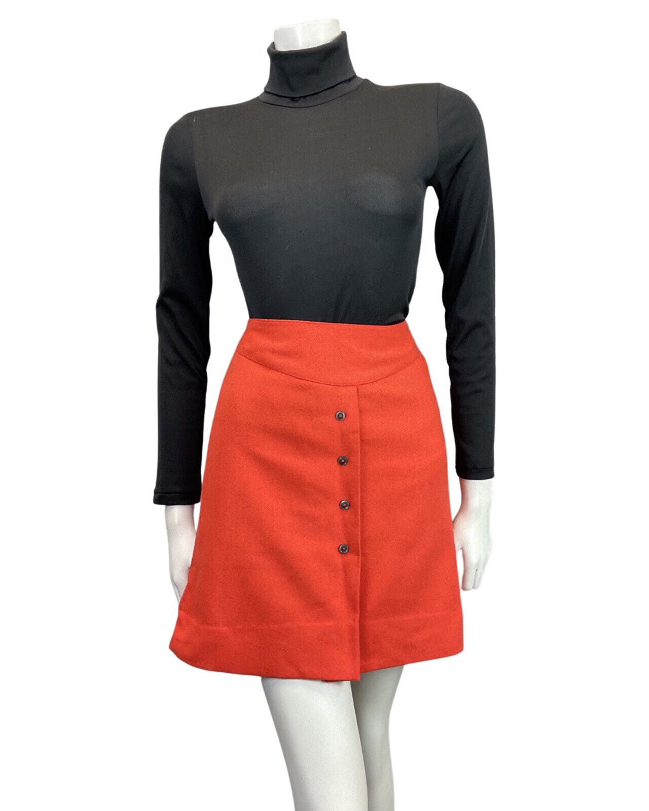 VINTAGE 60s 70s RED BLACK BUTTONED MOD A-LINE SHORT SKIRT 4 6