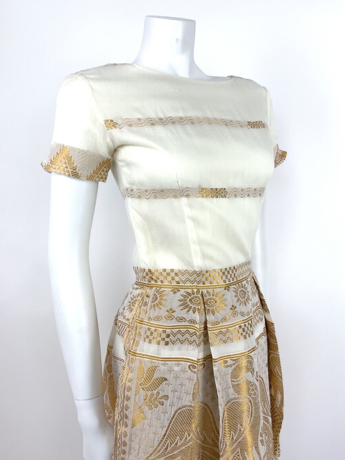 VINTAGE 70s CREAM GOLD INDIAN PEACOCK SUN SUMMER DRESS 8 10