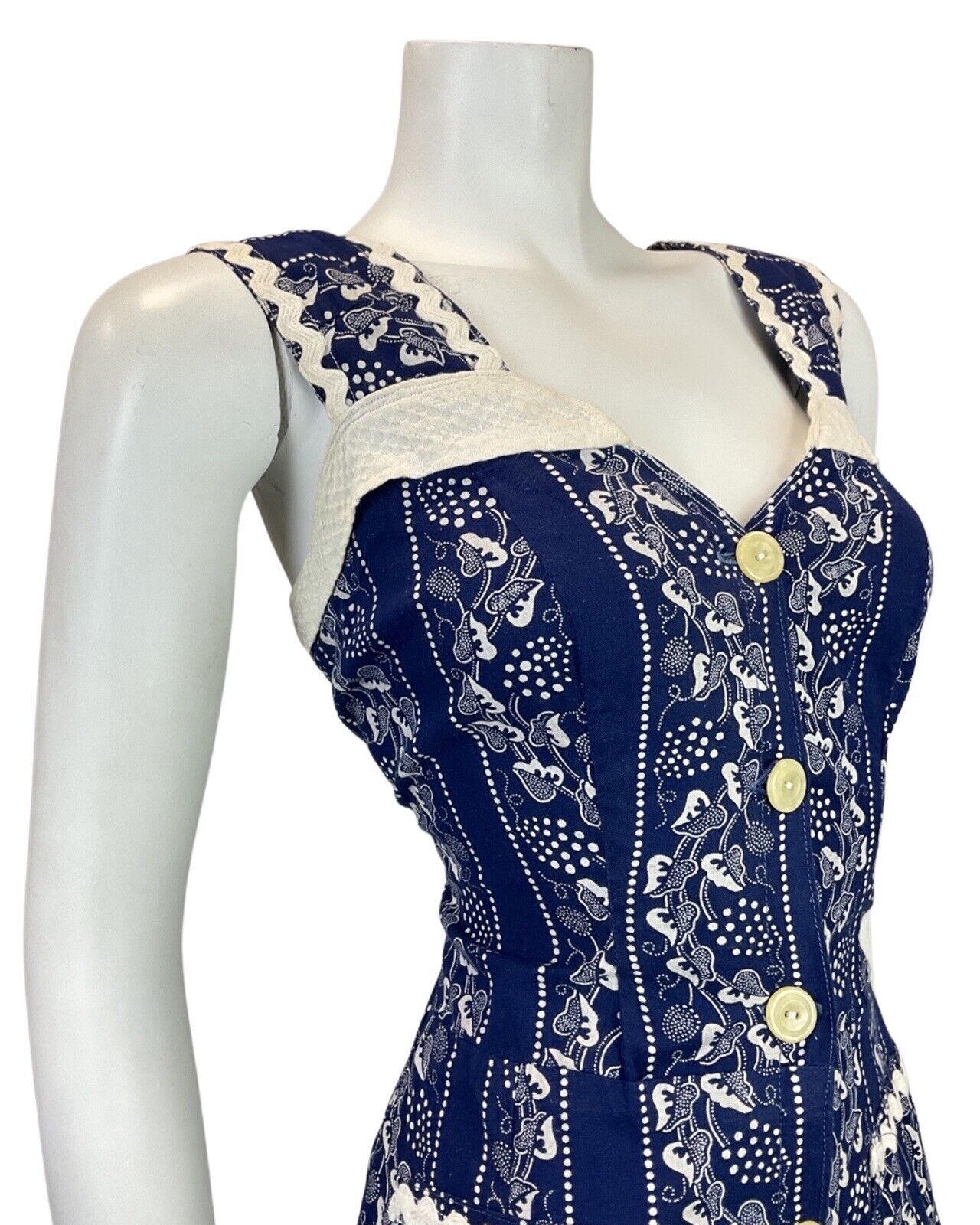 VINTAGE 70s BLUE WHITE VINE LEAF DOTTY RICRAC BOHO FOLK PRAIRIE APRON DRESS 12