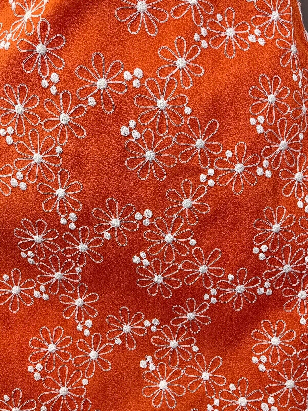 VINTAGE 60s 70s ORANGE WHITE EMBROIDERED FLORAL DAGGER COLLAR MOD DRESS 12