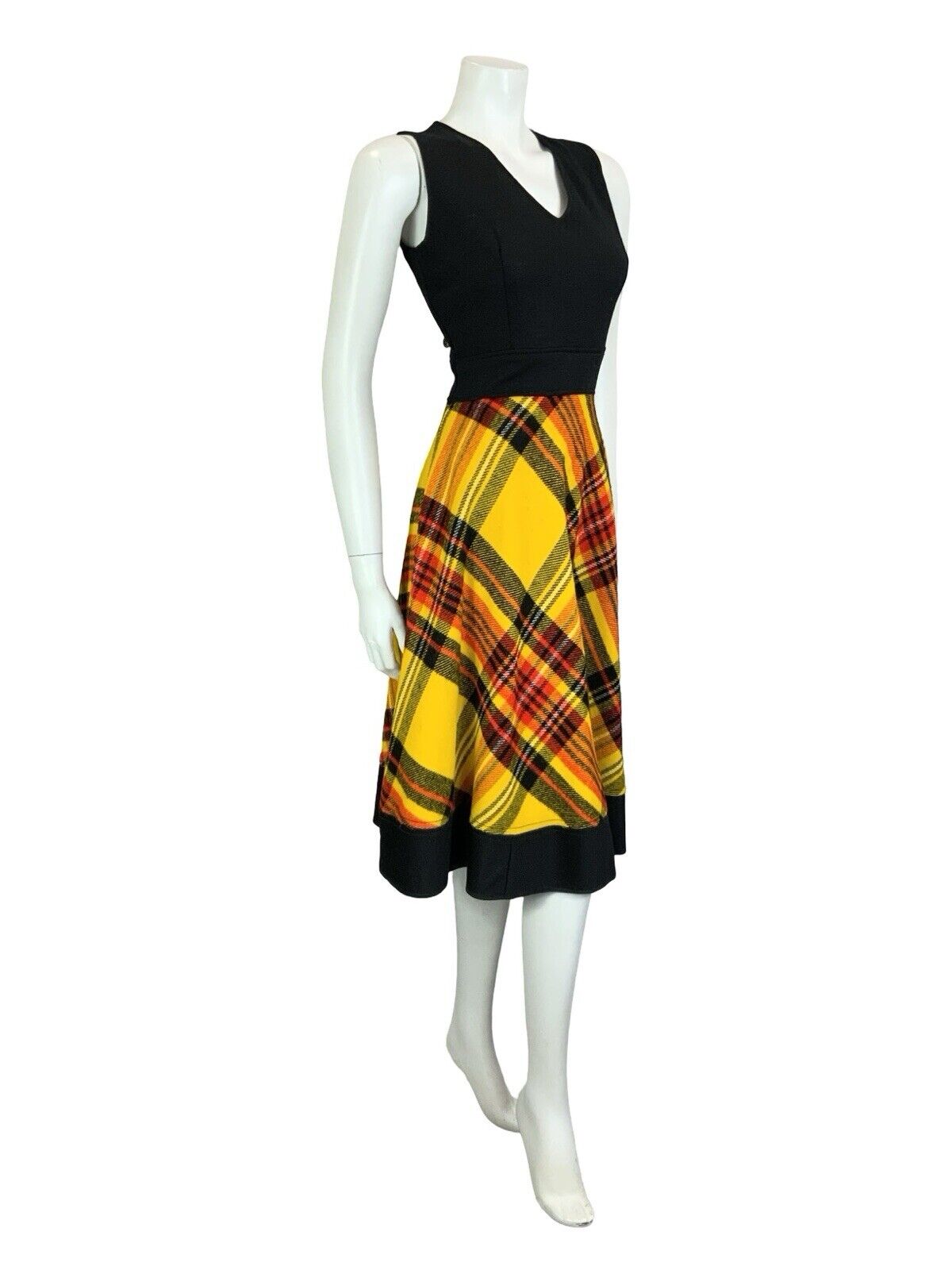 VTG 60S 70S BLACK YELLOW RED TARTAN V NECK CIRCLE SKIRT MIDI DRESS XS 6