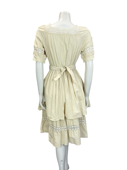 VTG 60S 70S CREAM LINEN CROCHET LACE PUFF SLEEVE PEPLUM FOLK PRAIRIE DRESS 10