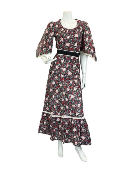 VTG 60S 70S BLACK RED BLUE WHITE FLORAL COTTAGE HANDKERCHIEF RUFFLE DRESS 4 6