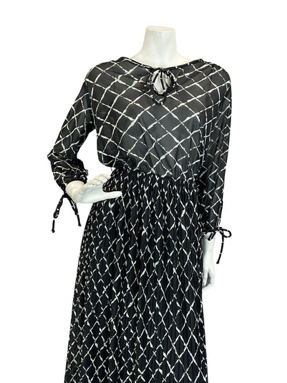 VTG 70S BLACK WHITE GEOMETRIC GRID BLOUSON KEYHOLE PLEATED MAXI DRESS 8