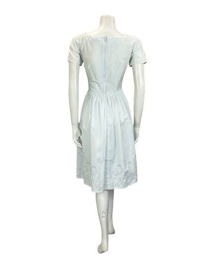 VTG 50s 60S PASTEL BLUE COTTON SQUARE NECK WHITE EMBROIDERED TEA DRESS8