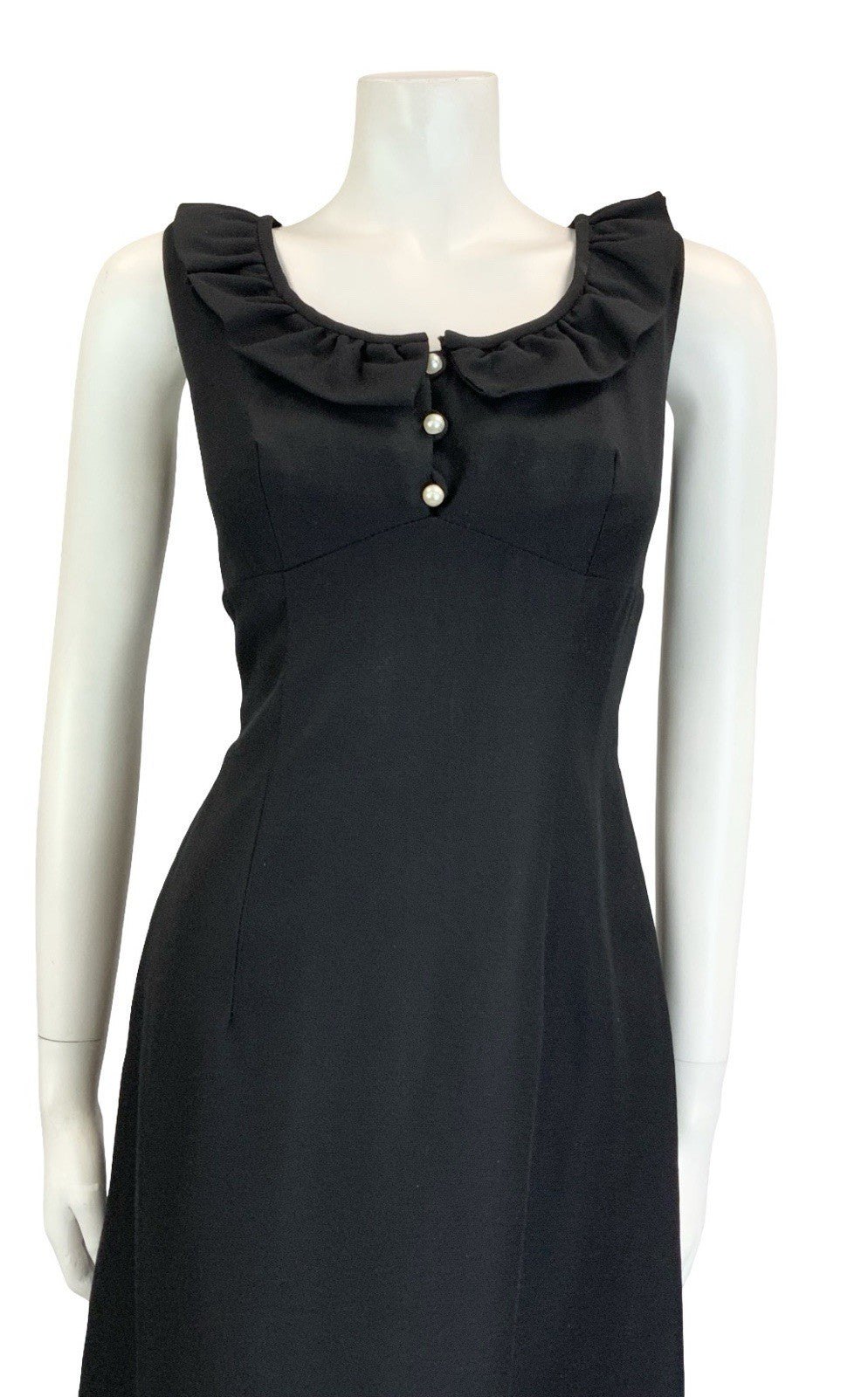 VTG 60S 70S MOD SCOOP RUFFLE NECK EMPIRE SLEEVELESS MIDI LITTLE BLACK DRESS 12
