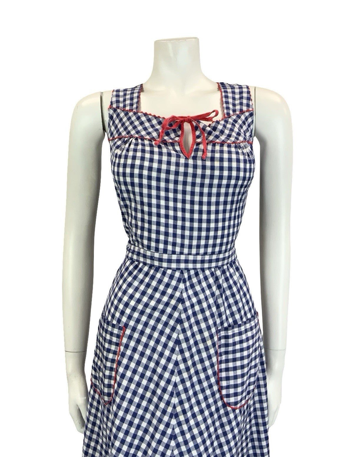 VTG 60S 70S NAVY BLUE WHITE RED GINGHAM COTTAGE KEYHOLE RUFFLE SUN DRESS 16