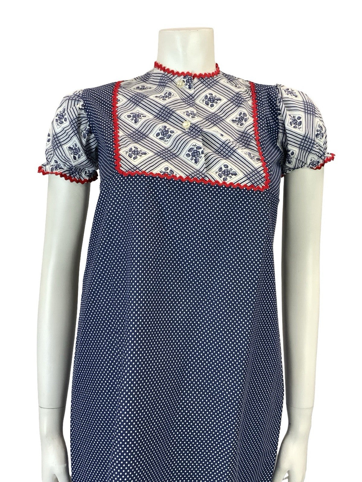 VTG 60S 70S BLUE RED WHITE RIC RAC COTTAGE EMPIRE BIB PUFF SLEEVE SMOCK DRESS 6