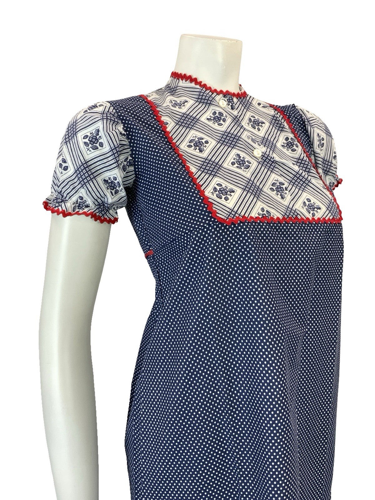VTG 60S 70S BLUE RED WHITE RIC RAC COTTAGE EMPIRE BIB PUFF SLEEVE SMOCK DRESS 6