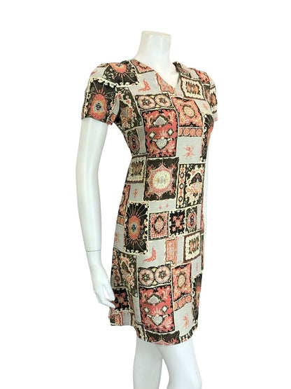 VTG 60S 70S BLACK GREY RED CREAM BAROQUE TILE MOD GEOMETRIC SHIFT V NECK DRESS 8