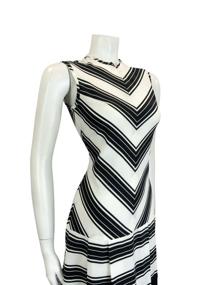 VTG 60S MOD SCOOTER BLACK WHITE STRIPE CHEVRON DROPPED WAIST GEOMETRIC DRESS 8