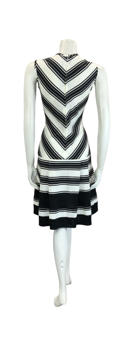 VTG 60S MOD SCOOTER BLACK WHITE STRIPE CHEVRON DROPPED WAIST GEOMETRIC DRESS 8