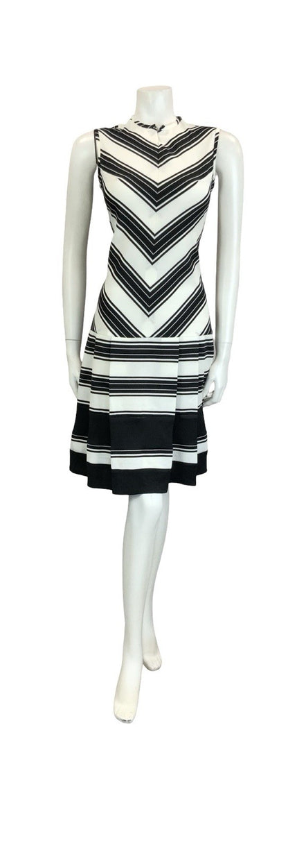 VTG 60S MOD SCOOTER BLACK WHITE STRIPE CHEVRON DROPPED WAIST GEOMETRIC DRESS 8