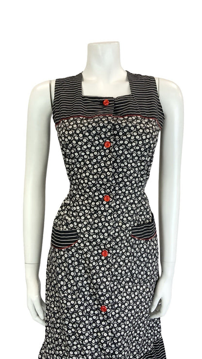 VTG 60S 70S BLACK WHITE RED FLORAL STRIPED COTTAGE TIE WAIST APRON SUN DRESS 10